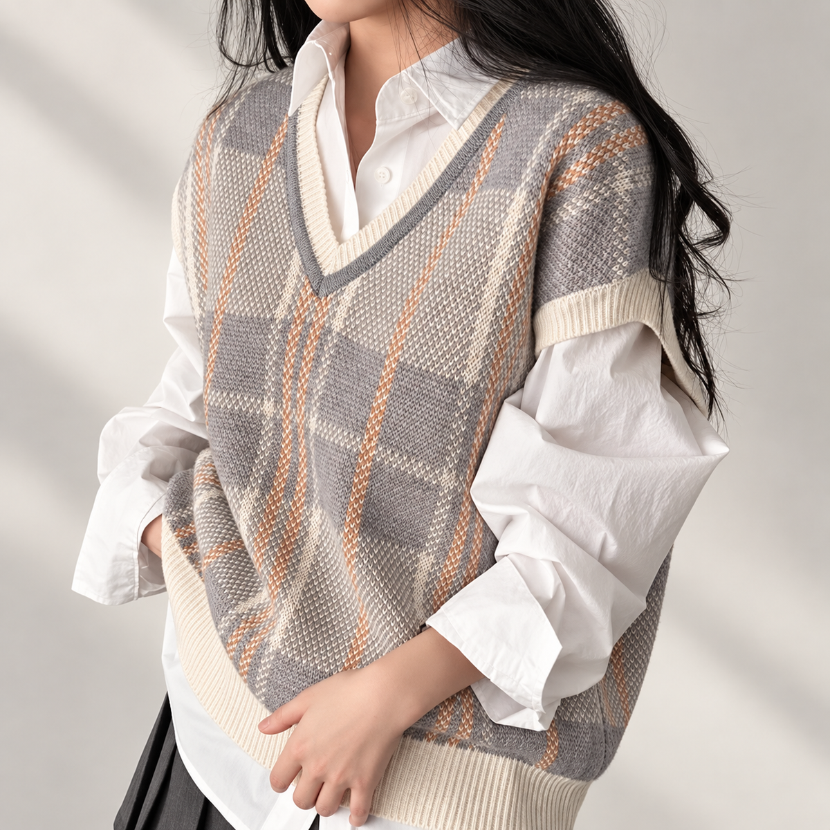 Elodie Women’s Plaid V-Neck Knit Sweater Vest