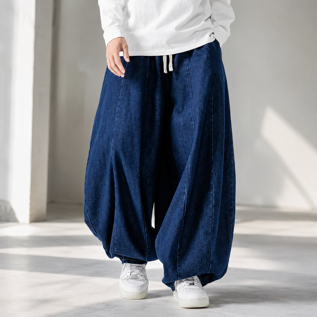 Lorenzo Men’s Balloon Fit Drawstring Denim-Look Pants