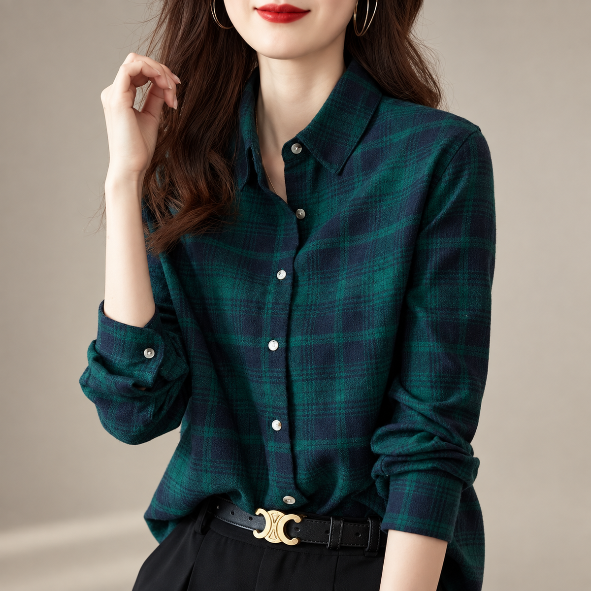 Cecilia Women's Green Plaid Button-Front Long Sleeve Shirt