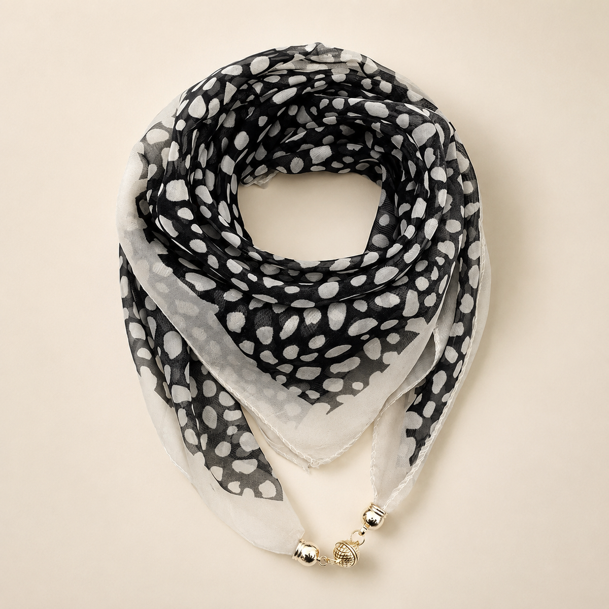 Sabrina Leopard Print Magnetic Buckle Neck Scarf