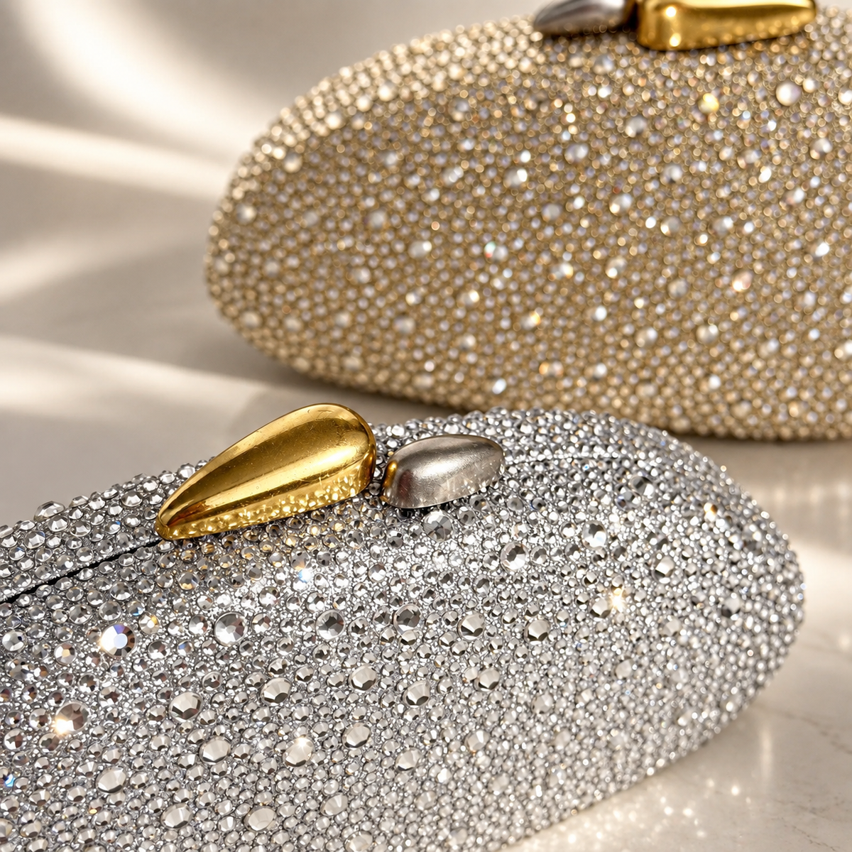Vivienne Crystal Evening Clutch with Chain Strap