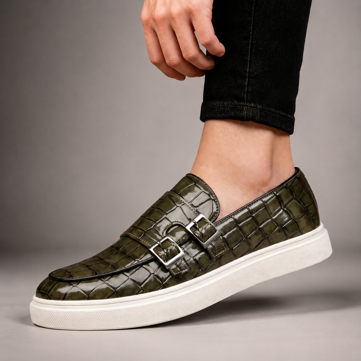 Alessandro Men’s Crocodile-Embossed Leather Loafers