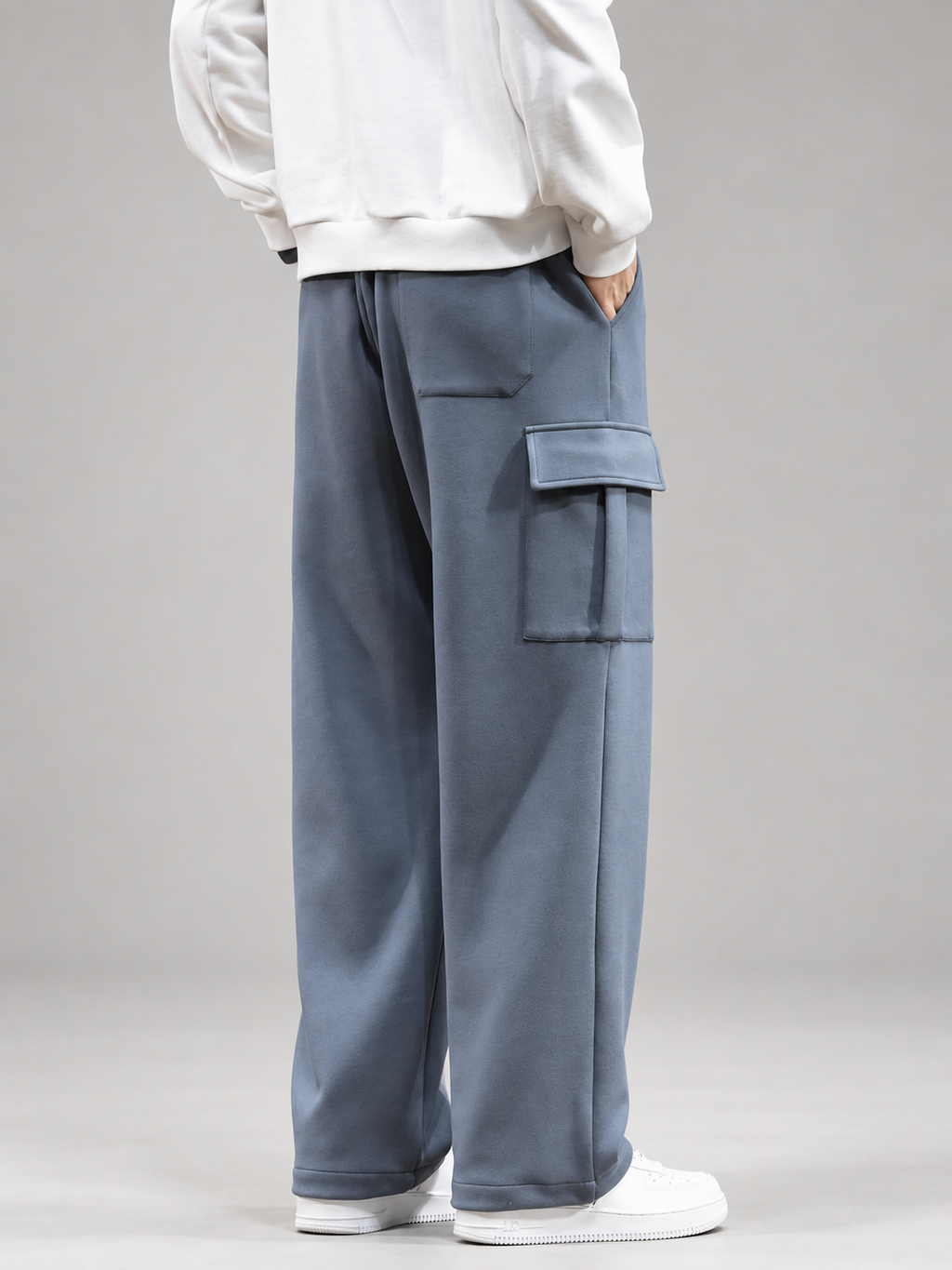 Dominic Men’s Wide-Leg Cargo Sweatpants
