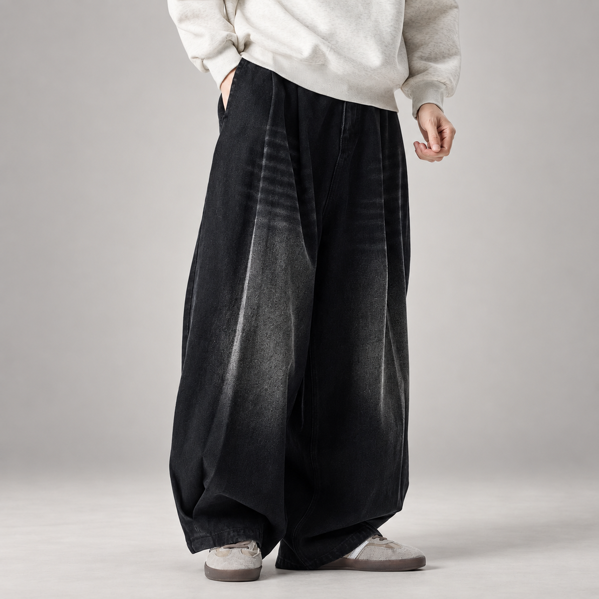 Everett Men’s Pleated Extra-Wide-Leg Jeans