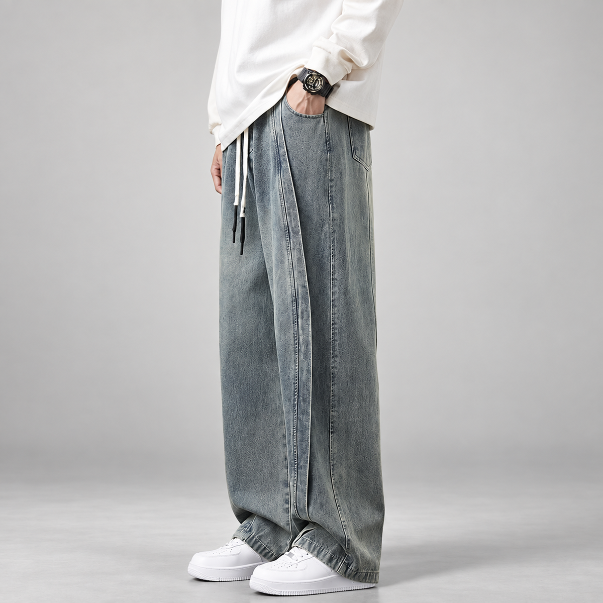 Lorenzo Men’s Washed Wide-Leg Drawstring Jeans