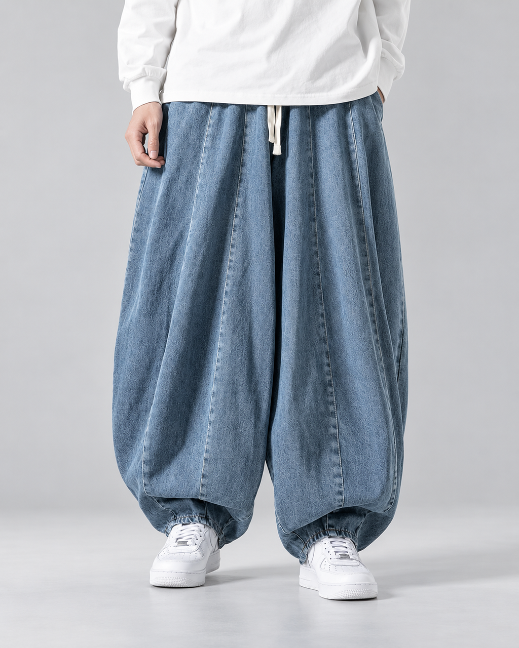 Thierry Men’s Washed Wide-Leg Drawstring Jeans