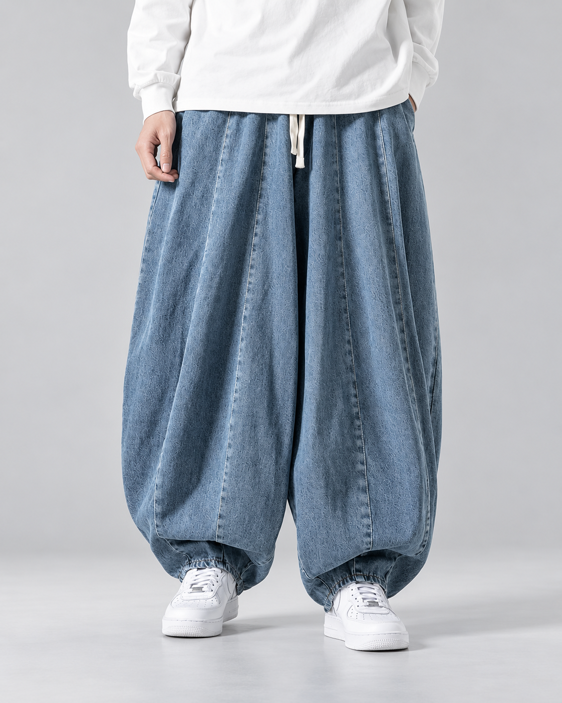 Thierry Men’s Washed Wide-Leg Drawstring Jeans
