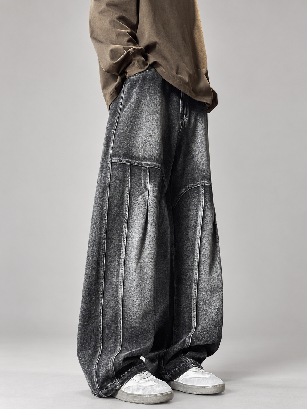 Thierry Men’s Washed Panel Wide-Leg Jeans